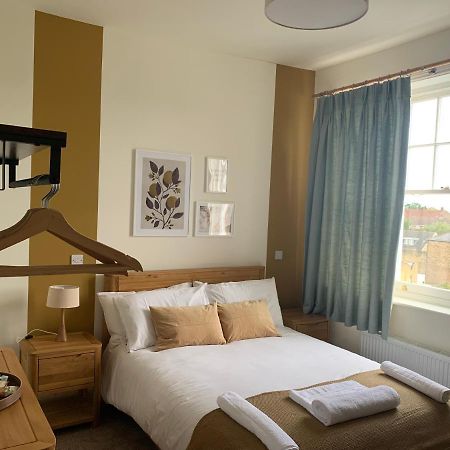 The Fox & Hounds Hotel London Exterior photo